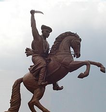 प्रतापराव गुजर, शिवाजी महाराज की सेना के सैन्य नेता थे। उनके वीरता और योद्धा दृष्टिकोण के लिए वे मशहूर हुए थे। प्रतापराव गुजर ने शिवाजी महाराज के साथ कई महत्वपूर्ण युद्धों में भाग लिया और उनके सेना में महत्वपूर्ण भूमिका निभाई। उन्होंने स्वयं वीरता के उदाहरण स्थापित किए और अपनी शौर्यपूर्ण कार्यवाही के लिए प्रशंसा प्राप्त की। प्रतापराव गुजर ने शिवाजी महाराज के अधीन विजयों के दौरान कठिनाइयों का सामना किया और दुश्मनों को परास्त किया। उनकी साहसिकता, नेतृत्व कौशल और त्याग भावना ने उन्हें एक महान सैनिक के रूप में मशहूरी प्राप्त की। प्रतापराव गुजर शिवाजी महाराज की सेना में अपने वीरता और सेवानिवृत्ति के लिए प्रसिद्ध हुए। उनके योगदान ने उन्हें गुर्जर समुदाय में एक महान व्यक्ति बना दिया है जो शौर्य और सेवा का प्रतीक बनकर अभिभूत हुआ है। प्रतापराव गुजर, शिवाजी महाराज की सेना के सैन्य नेता थे। उनका नाम इतिहास में महान वीरता और योद्धा स्पृहा के साथ जुड़ा हुआ है। वे शिवाजी महाराज के द्वारा बनाई गई हिंदवी सेना के मुख्य सैन्य नेता थे और उनके नेतृत्व में युद्ध के कई ऐतिहासिक अध्याय लिखे गए। प्रतापराव गुजर के प्रमुख युद्ध समारोहों में से एक था "पानीपत का युद्ध" जो 1761 में हुआ था। इस युद्ध में उन्होंने मराठा सेना की नेतृत्व किया था और उनकी साहसिकता और निपुणता के कारण उन्हें विजयी घोषित किया गया था। प्रतापराव गुजर के योगदान के कारण, वे शिवाजी महाराज की सेना में महान योद्धा के रूप में याद किए जाते हैं और उनके नाम पर भारतीय इतिहास में एक गर्वनीर अध्याय लिखा गया है। वे एक प्रमुख मराठा सेनानायक थे और शिवाजी महाराज के विश्वासपात्र अधिकारी रहे हैं। प्रतापराव गुजर को शिवाजी महाराज की सेना के प्रमुख अधिकारियों में से एक माना जाता है और उन्होंने बहुत साहस और वीरता के साथ महाराष्ट्र की स्वतंत्रता के लिए लड़ाई लड़ी। प्रतापराव गुजर ने शिवाजी महाराज के तत्वों के पक्ष में बहुत सारी महत्वपूर्ण युद्धों में भाग लिया। उन्होंने बाताप युद्ध, पानीपत युद्ध, वासई युद्ध, और कई अन्य युद्धों में शिवाजी महाराज की सेना को अग्रणी भूमिका निभाई। प्रतापराव गुजर एक अत्यंत बहादुर और योद्धा थे, जिन्होंने अपनी सेना को बहुत युद्ध प्रवीणता और सामरिक रणनीति से निर्देशित किया। उनका योगदान मराठा साम्राज्य के विस्तार और उसकी स्थापना में महत्वपूर्ण था। प्रतापराव गुजर की वीरता और नेतृत्व की कहानियां आज भी महाराष्ट्र के इतिहास में महत्वपूर्ण हैं और उन्हें मराठा समाज में गर्व के साथ याद किया जाता है।